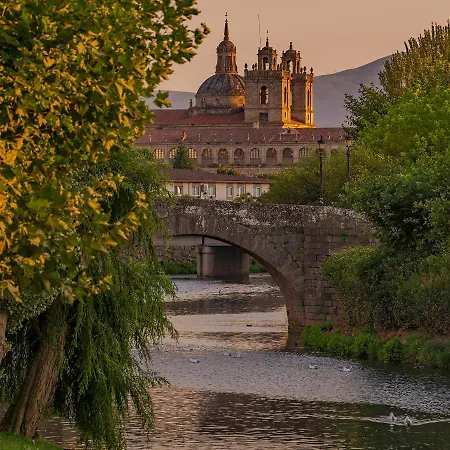 Morin Grey Casa En El Corazon De La Ribeira Sacra Monforte De Lemos